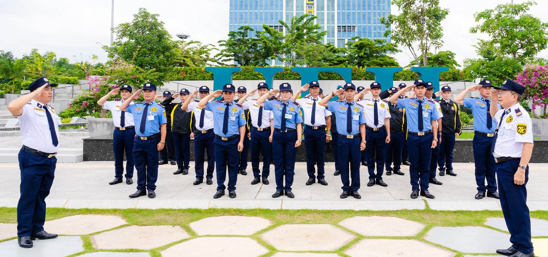 Công ty Bảo vệ Chuyên nghiệp